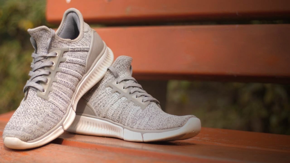 کفش کتانی ورزشی هوشمند شیائومی